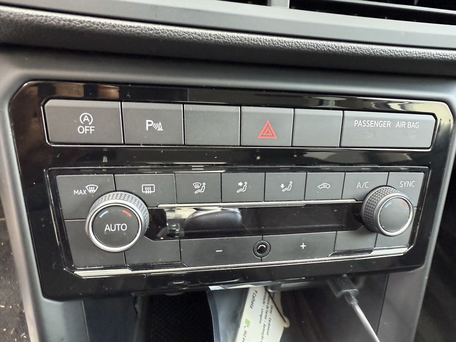 Volkswagen T-Cross 1.0 TSI com plano de manutencao ate 2026