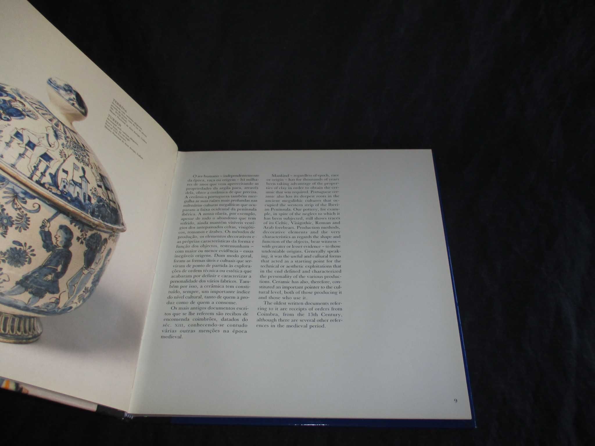 Livro Faiança Portuguesa Rafael Salinas Calado