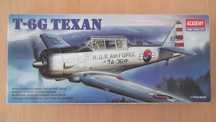 Kit Academy 1/72 - North American T-6G Texan