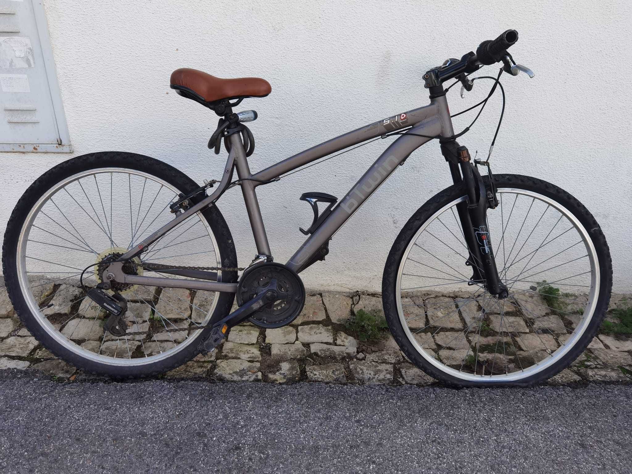URGENTE! Bicicleta Btwin Cross em excelente estado!