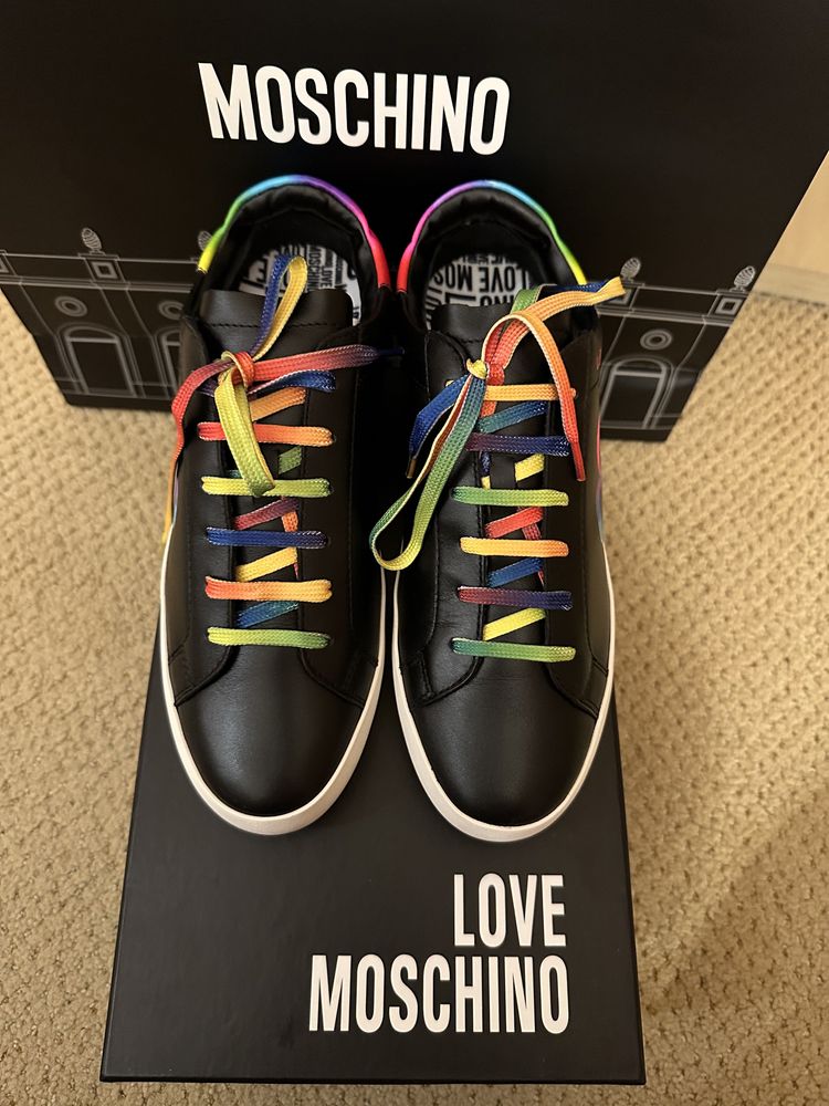 Love Moschino- nowe oryginalne sneakersy 40