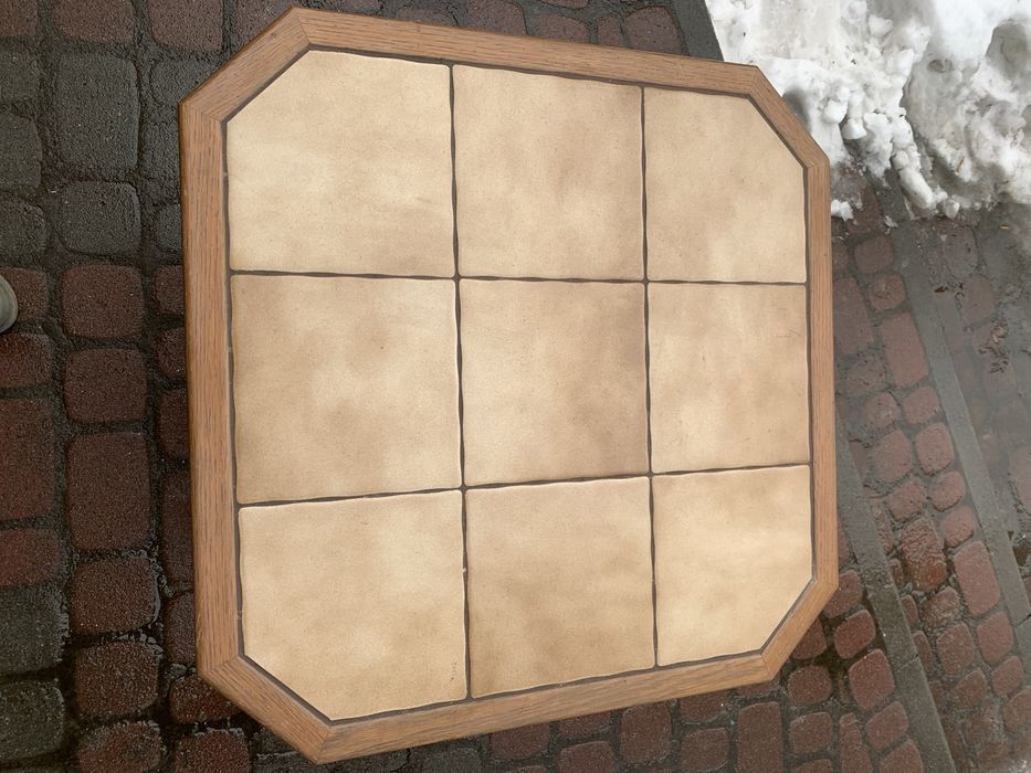 Стіл з керамічним покриттям