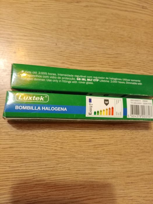 Conjunto de 2 Lâmpadas de halogéneo