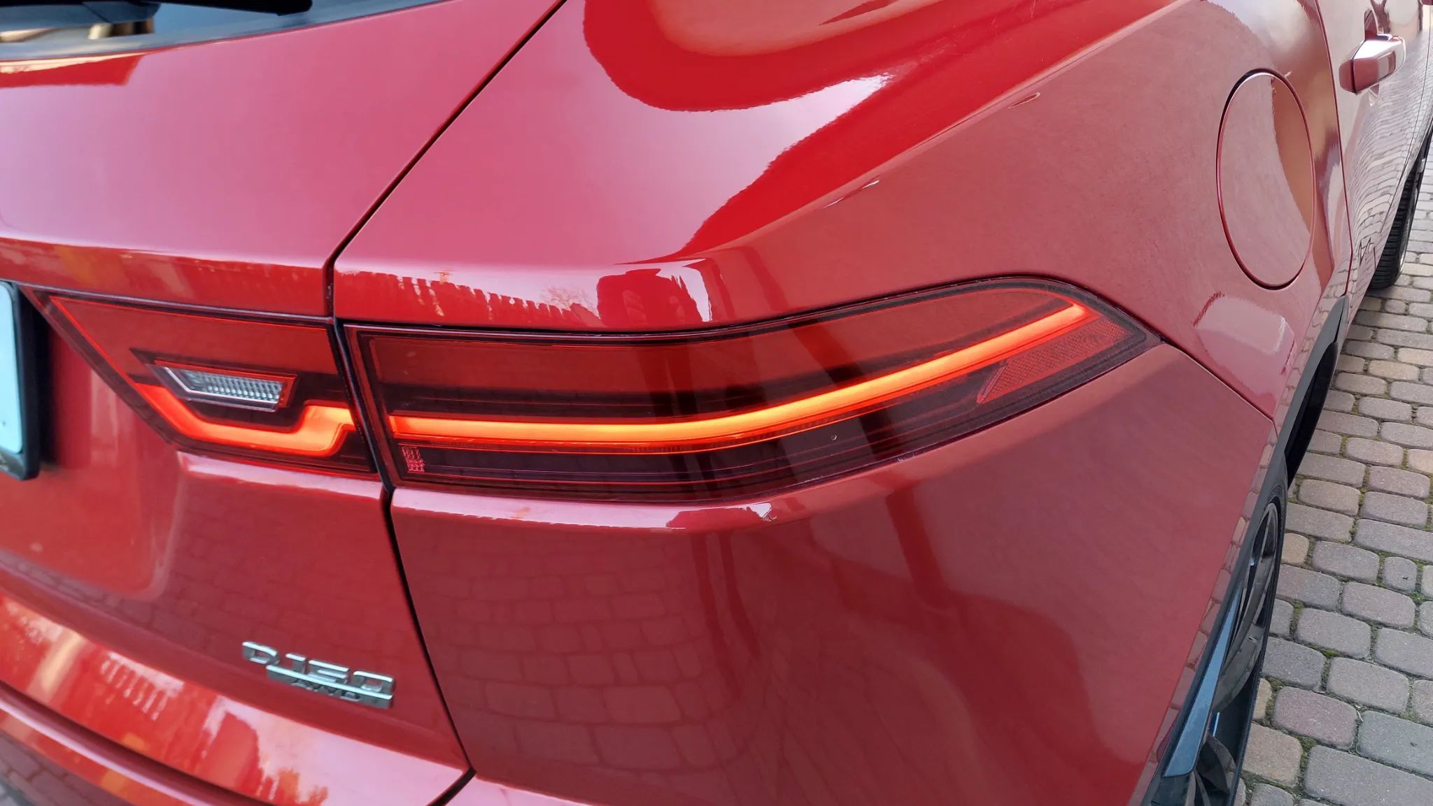 Jaguar E-Pace 2.0d150KM R_Dynamic S Full_Led Kamera Navigacja Skóra Zarejestrowany