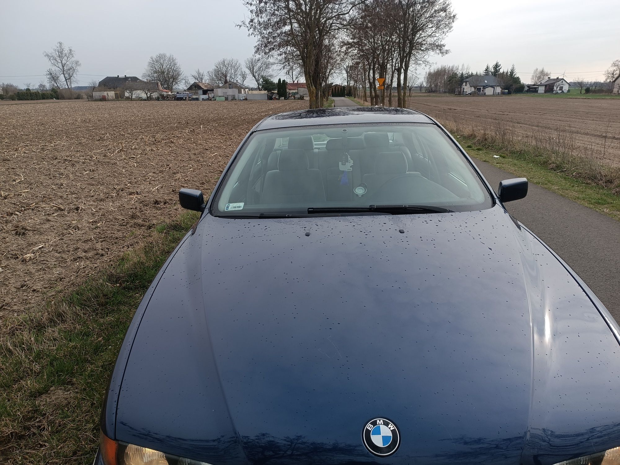 BMW e 39 2.0 benzyna gaz