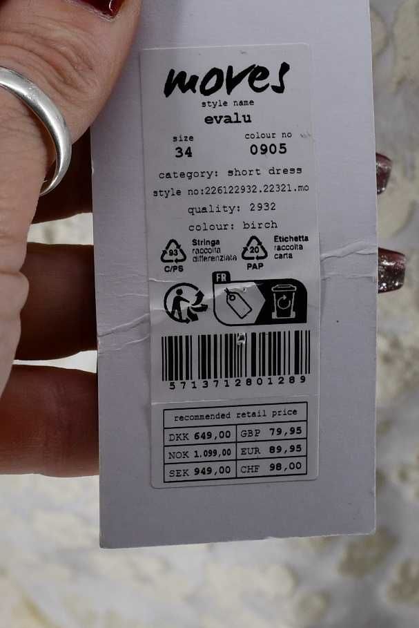 Moves kopertowa sukienka wiązana kremowa 34 tłoczone wzory klasyczna