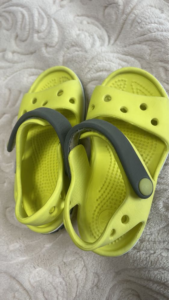 Сандалі Crocs оригінал дитячі 15 см