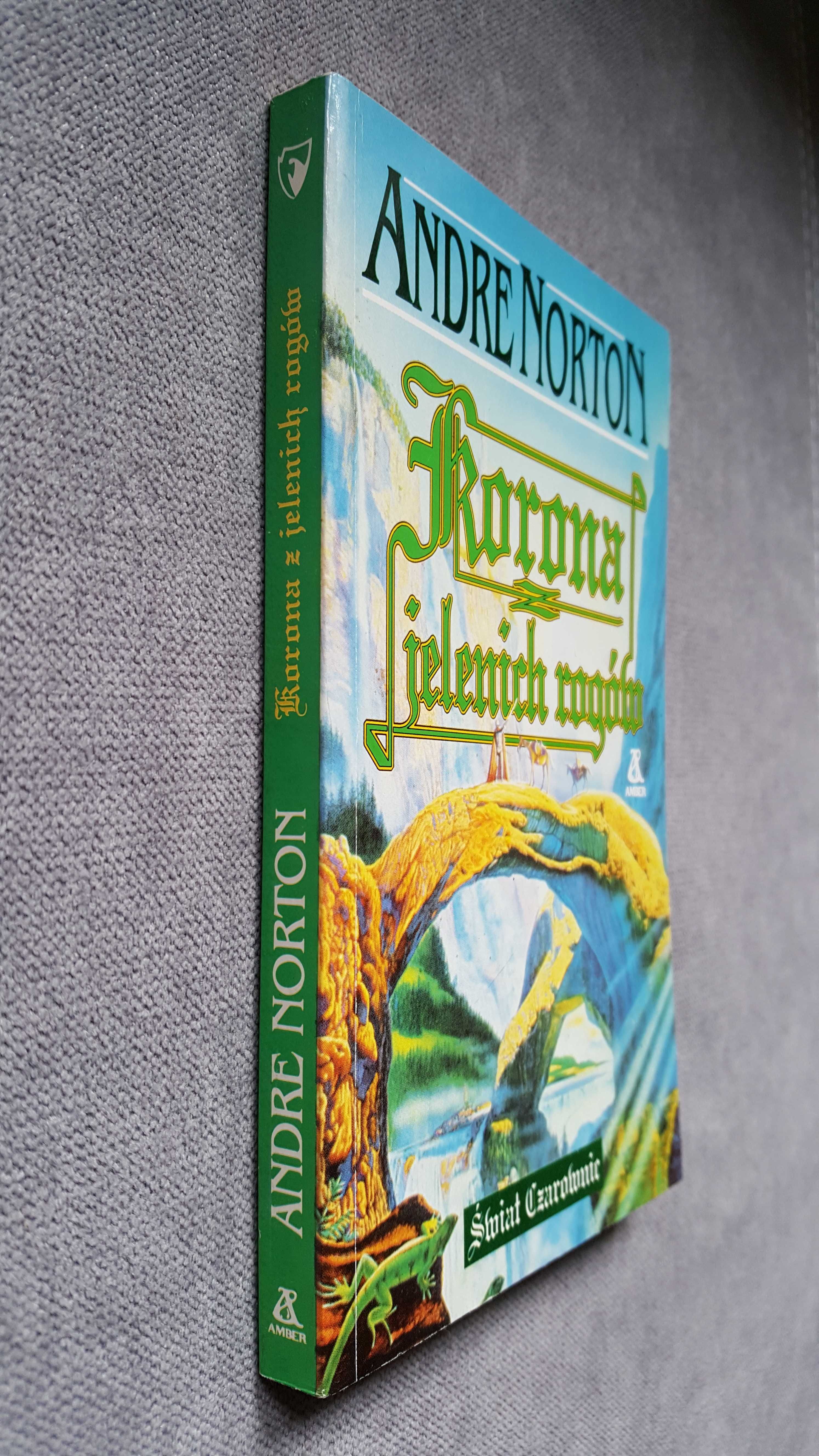 Korona z Jelenich Rogów - Andre Norton :: Świat Czarownic :: stan BDB