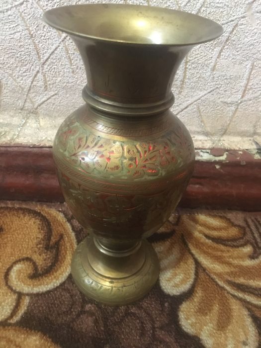 Куманець-Васильківська майоліка.і дві прекрасні вазочки із минулого.