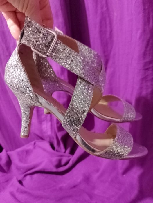 Туфли (сандалии) Head Over Heels и Dunes Silver Glitter, 37 р.