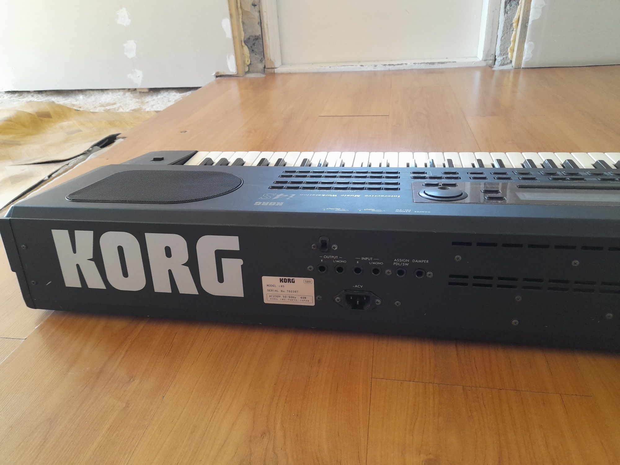 Organy Korg i4s sprawny
