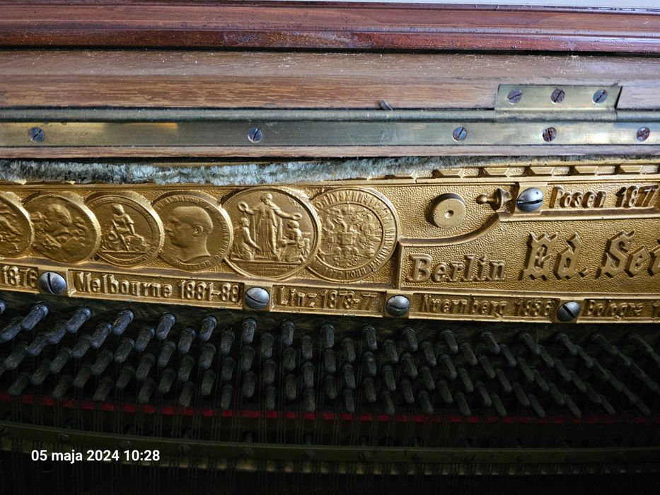 Pianino do renowacji Ed. Seiler.