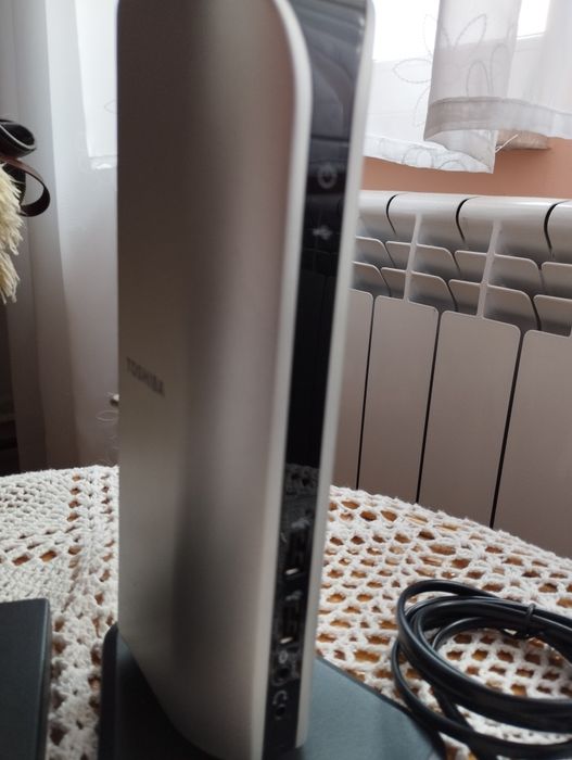 Stacja dokująca do laptopa, PC firmy TOSHIBA.