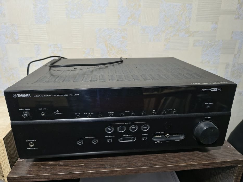 Ресивер YAMAHA RX-V675