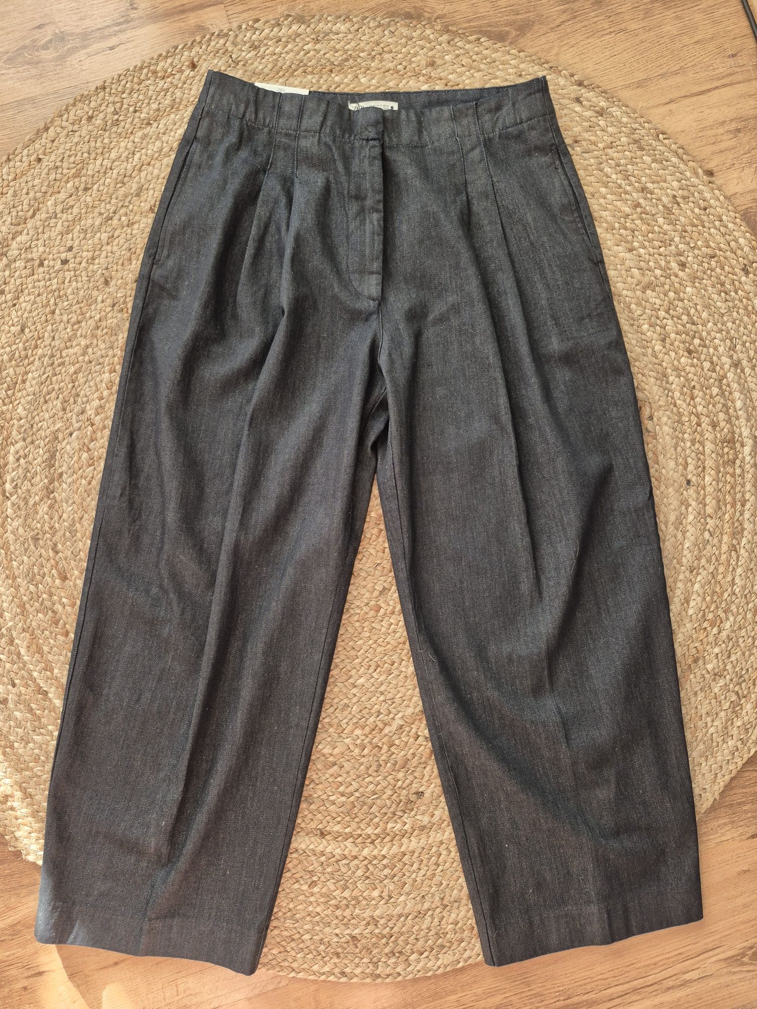 Granatowe spodnie Zara Tapered Pleated Pant z zakładkami nowe z metką