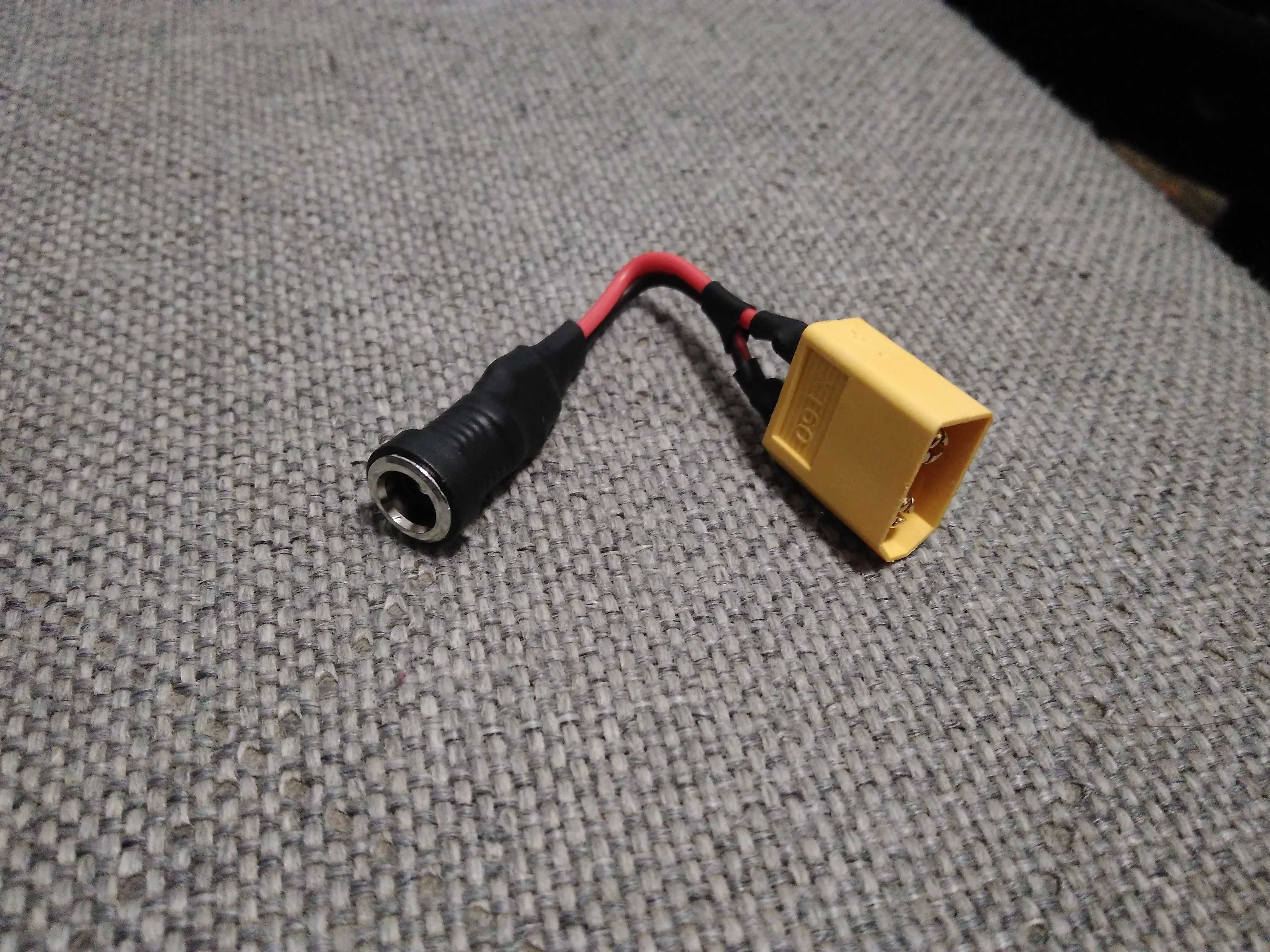 Ładowarka z wentylatorem LI-on 13s 54,6 v (48v) 5A plus gx16