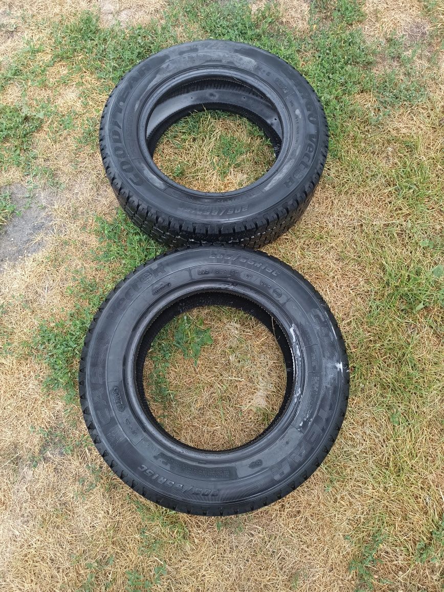 Opony 205/65/15c
