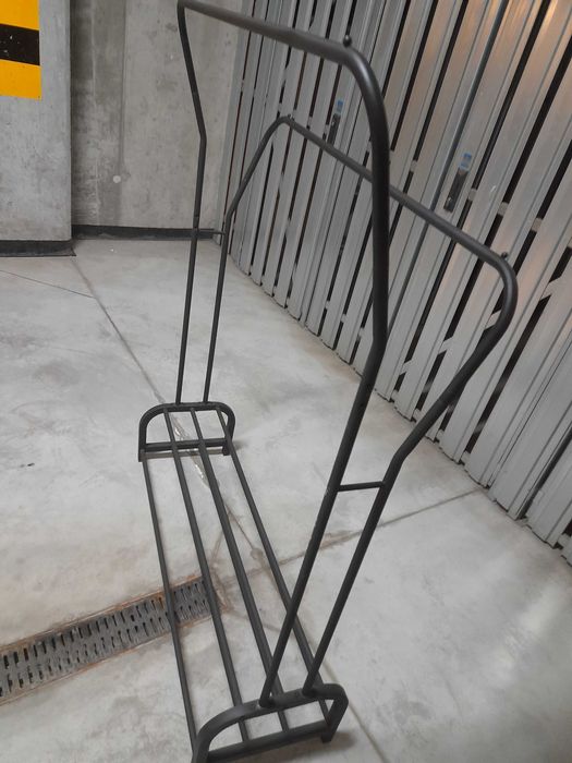 Stojak na buty czarny