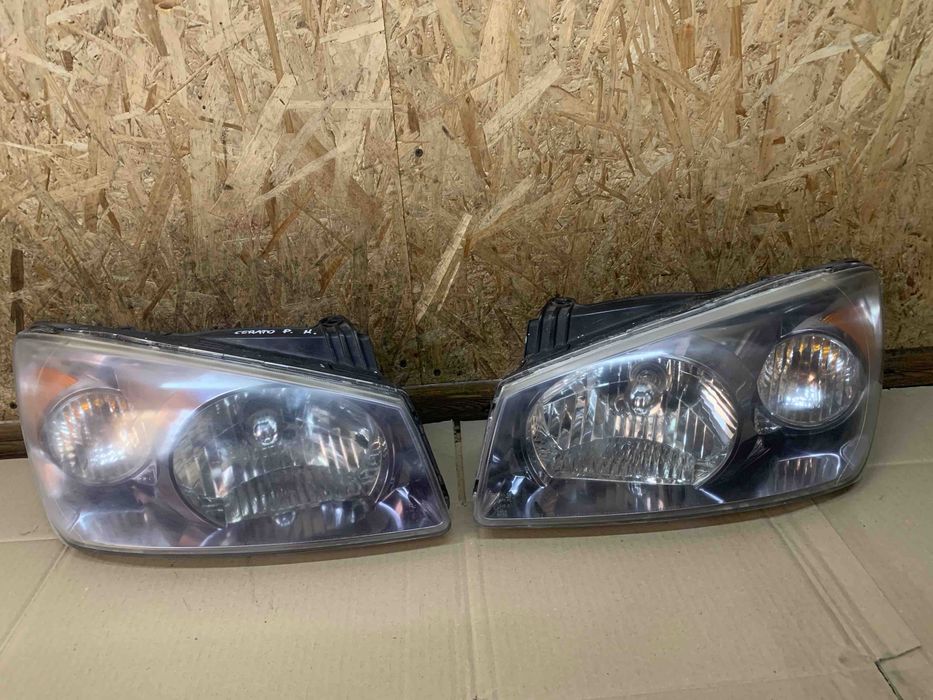 Передні фари Kia Cerato 1 Кіа Черато 1 2003-2008