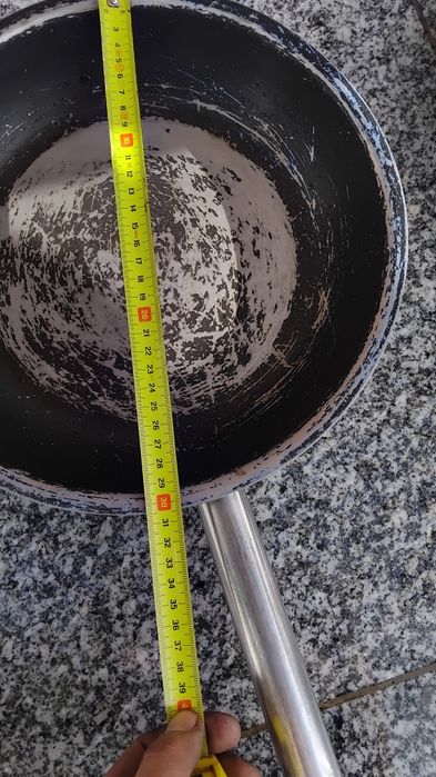 5 frigideiras /sertã de restaurante