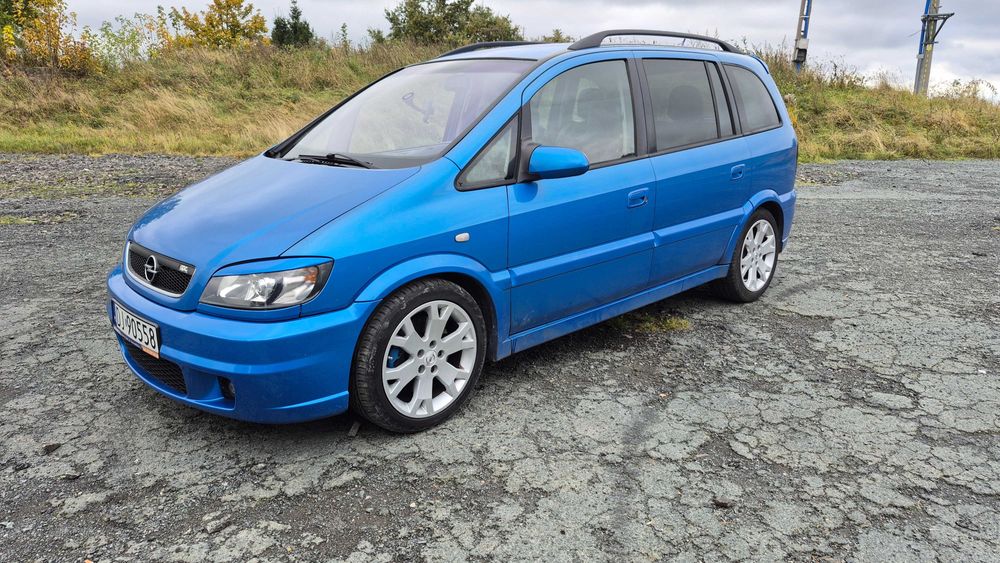 Opel Zafira A OPC 2.0T 200KM 7 Miejsc