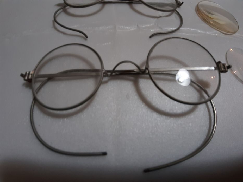 Oculos em bom estado