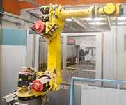 Fanuc R 1000iA/80F – Robot przemysłowy – Na sprzedaż