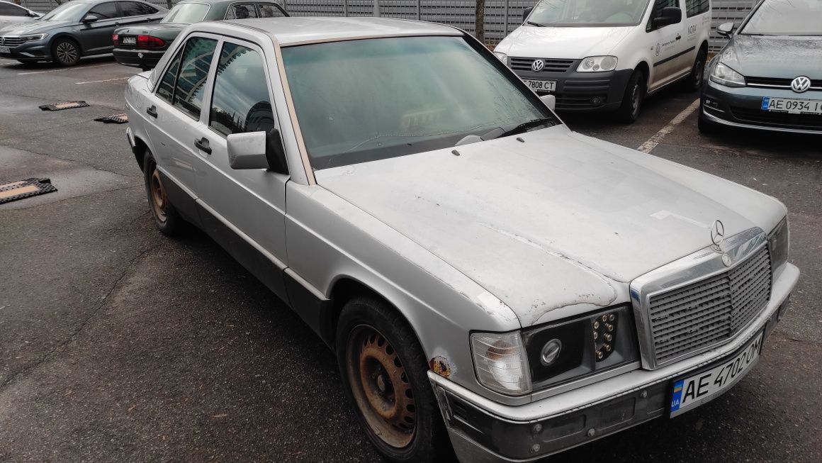 Мерседес 190 W201 2,3l