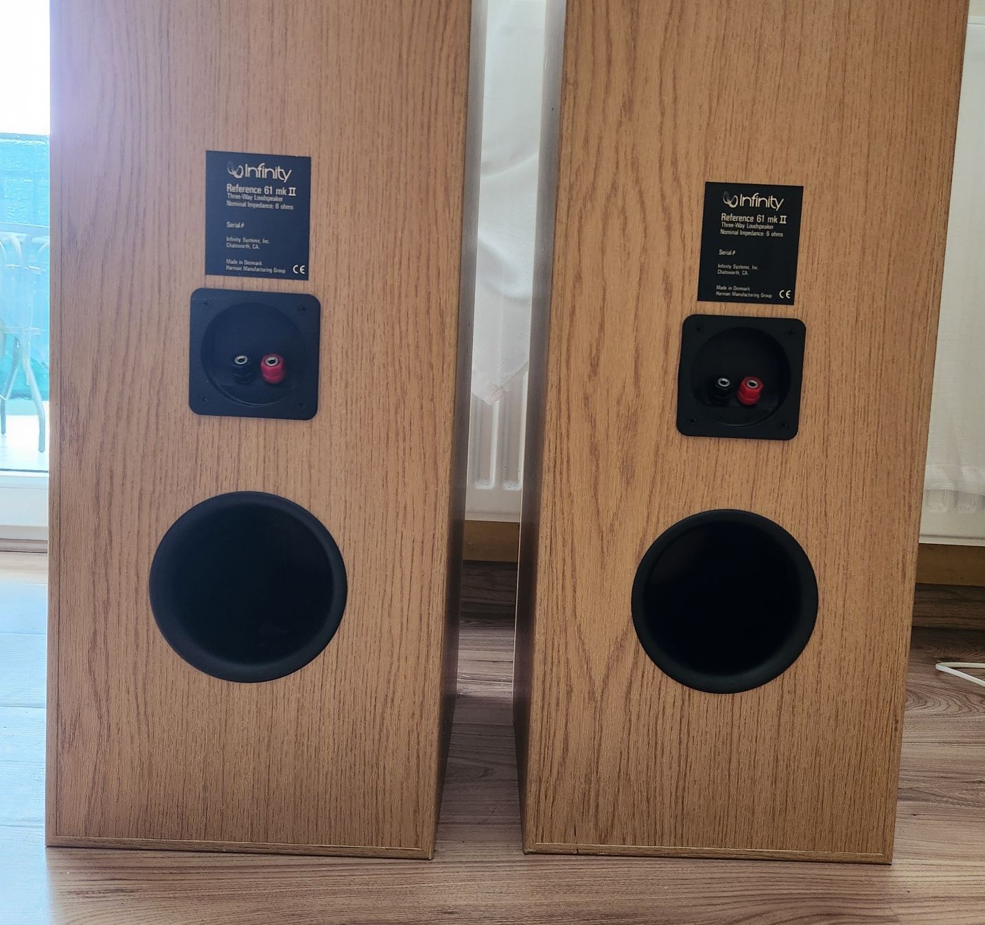 Infinity Reference 61 mk II kolumny