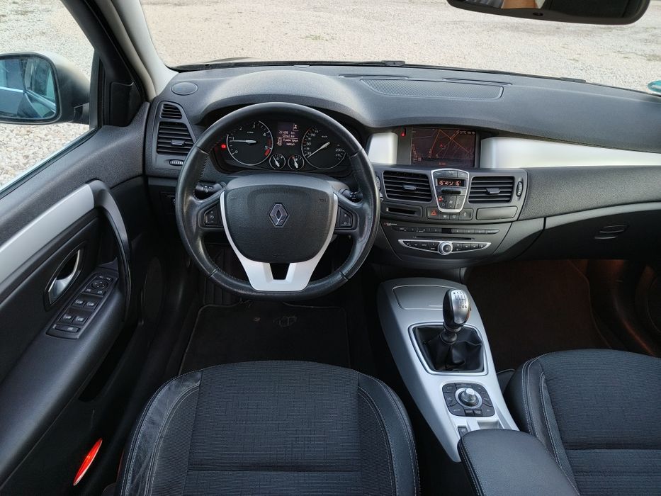 RENAULT LAGUNA III 2.0 dCi • 6 Biegów • Bogate Wyposażenie • z Niemiec