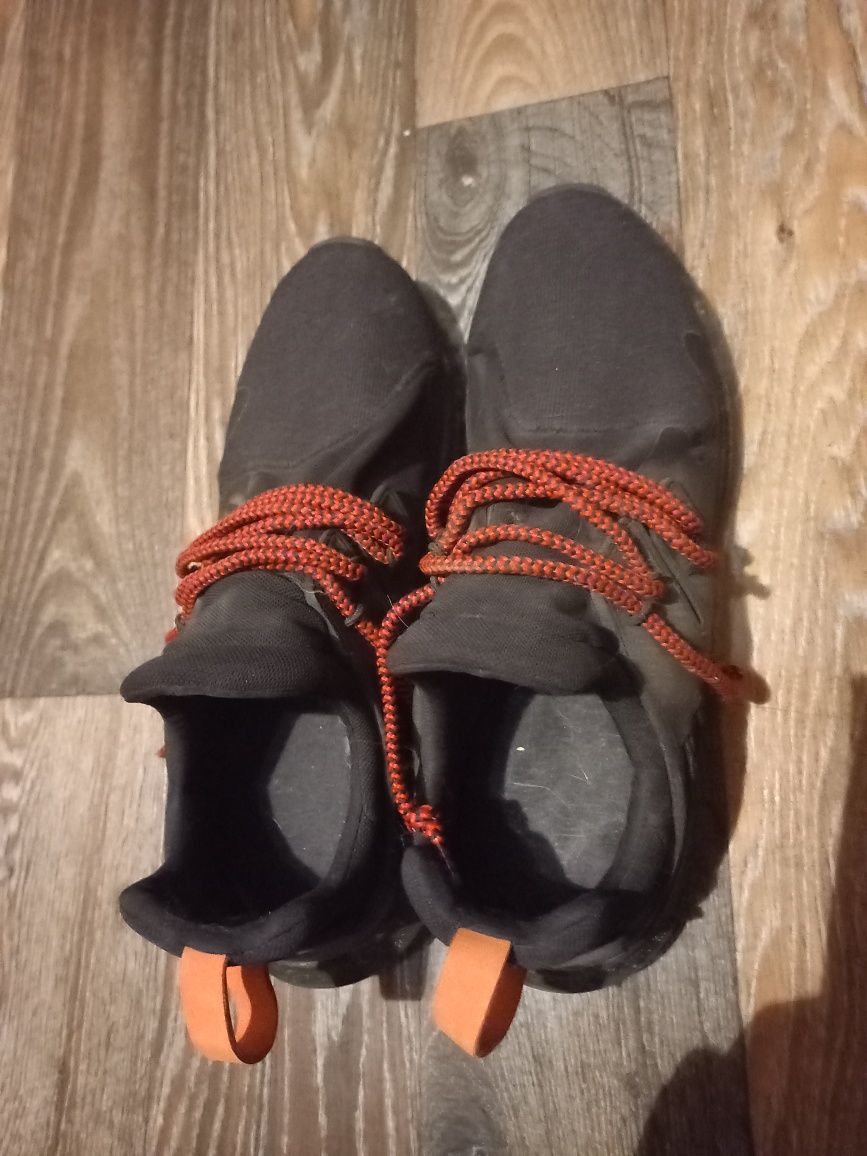 Красовки чоловічі фірмові ZARA,NIKE