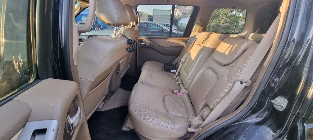 Nissan Pathfinder 2.5 dCi 4x4 hak