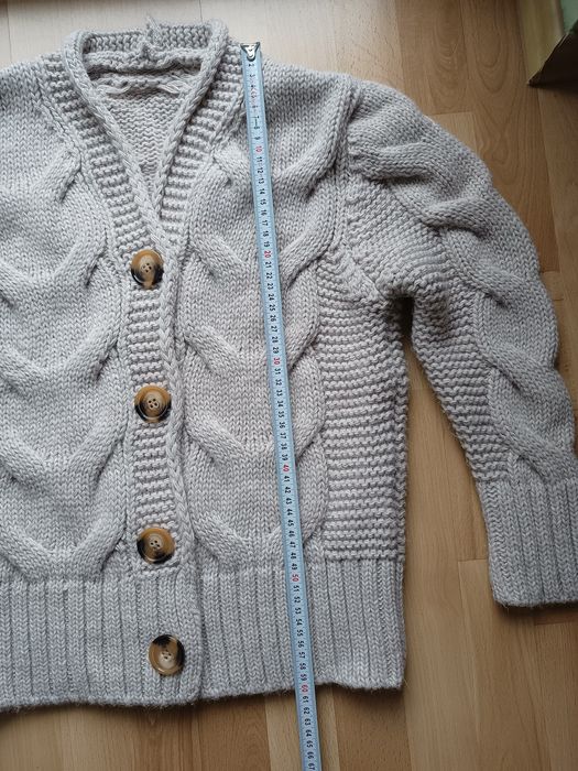 Sweter damski bardzo ciepły, mięciutki, wygodny jasny beż