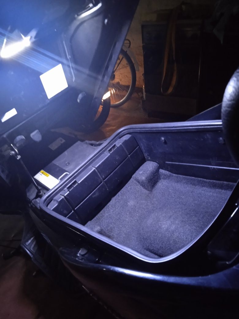 Скутер Suzuki skay wave 250.