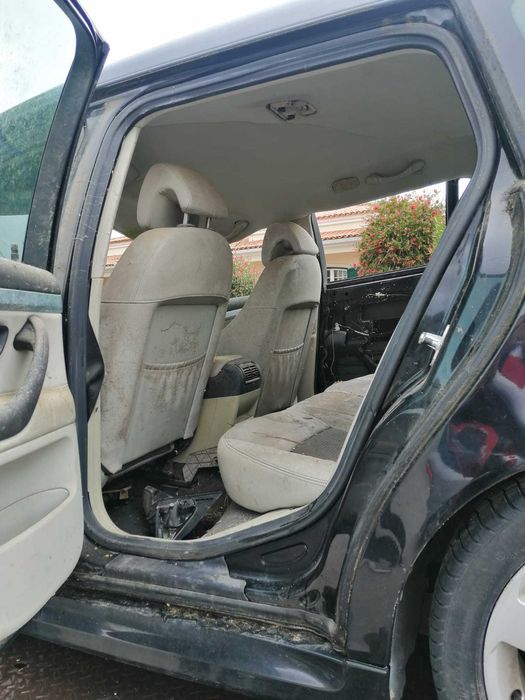 Carro Saab 93 1.9 JTD de 2005 para peças