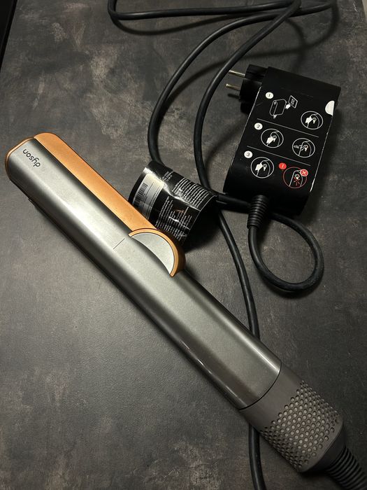 Prostownica dyson airstrair