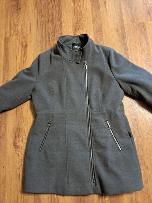 Płaszcz damski zimowy klasyczny