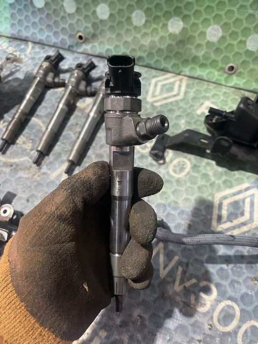 Комплект паливної системи Форсунка ТНВД Renault Trafic 3 2.0dCi 2021