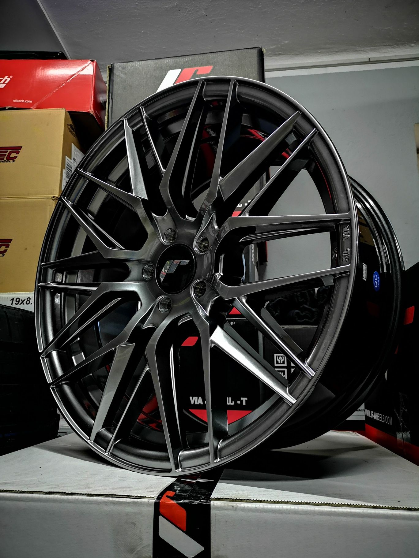 Felgi Japan Racing JR28 18" 18x8,5" 5x100 Audi A3 S3 8L i inne