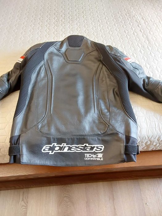 Blusão Alpinestar em pele quase novo compatível com airbag