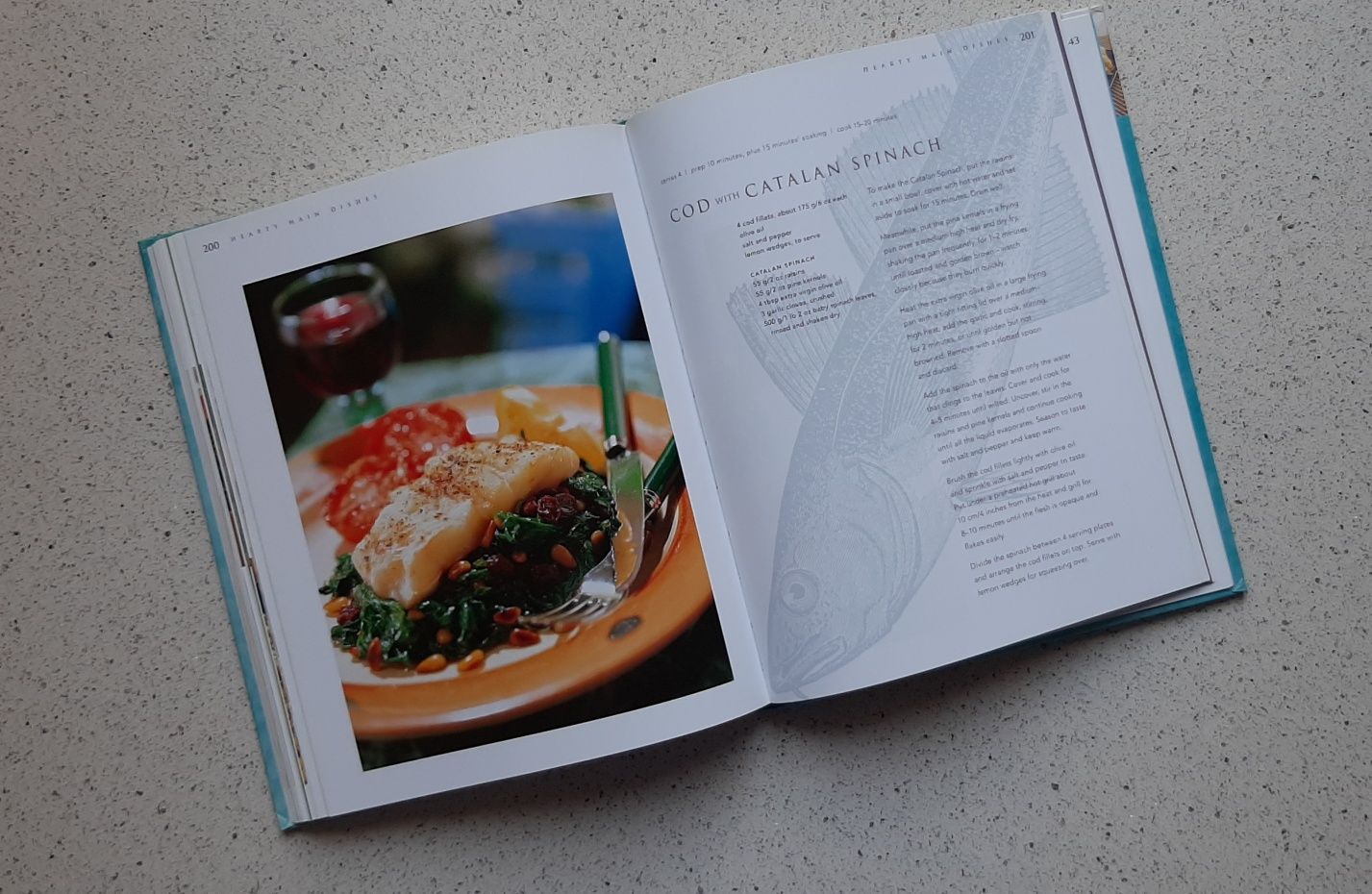 Książka kucharska "Fish & seafood cookbook"