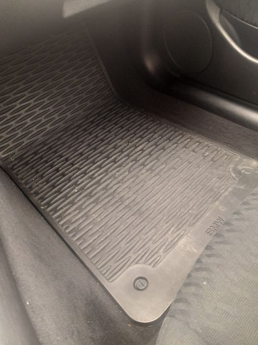 VENDO CARRO BMW 320d