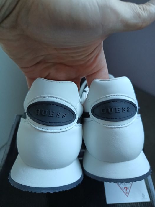 Buty Guess nowe .