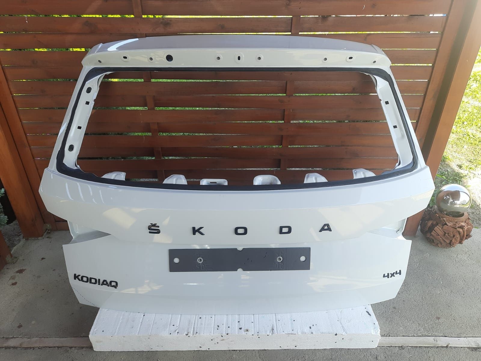 Skoda kodiaq tylna klapa bagażnika