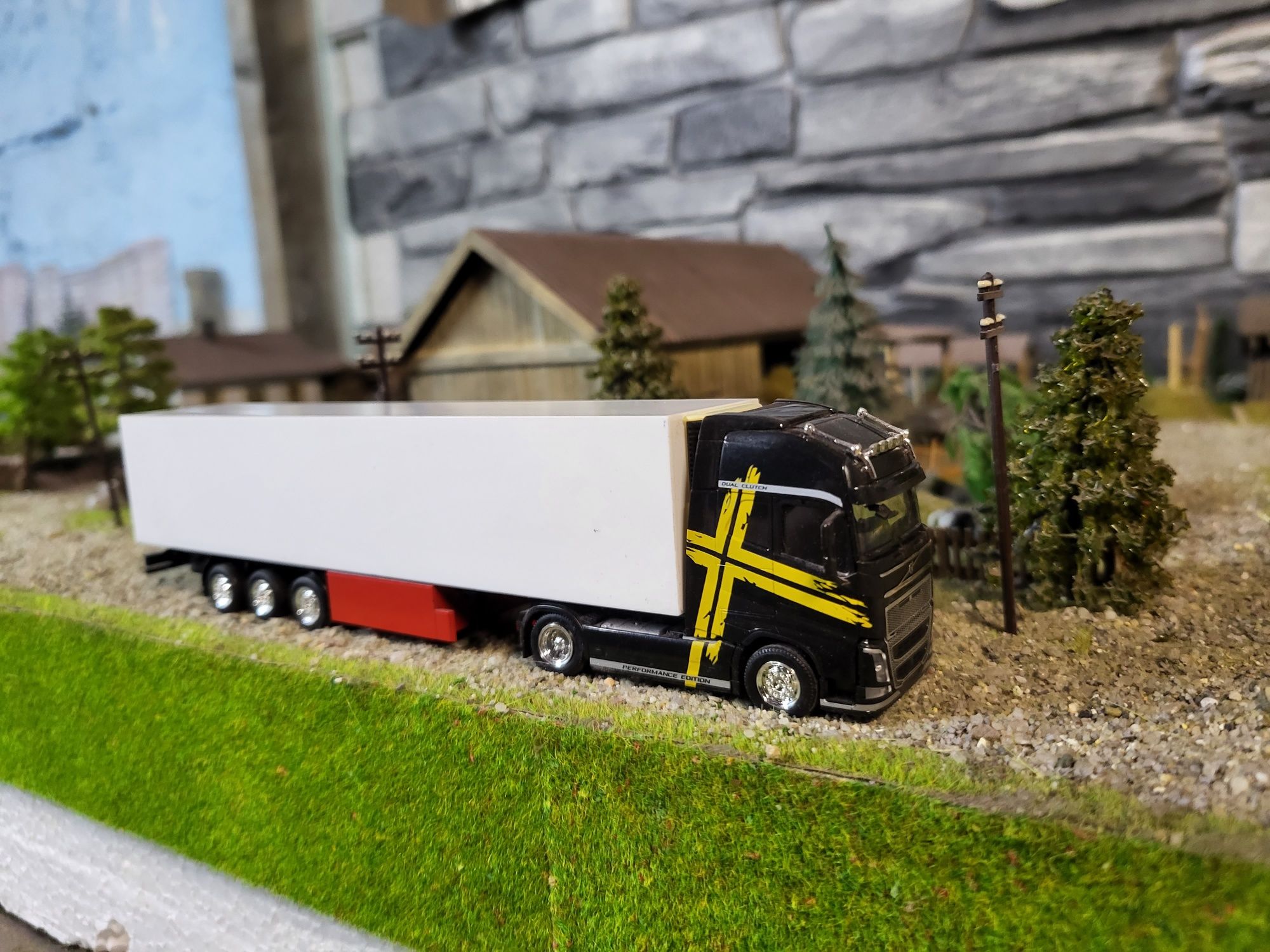 Volvo Fh4 Performance Edition Herpa 1/87