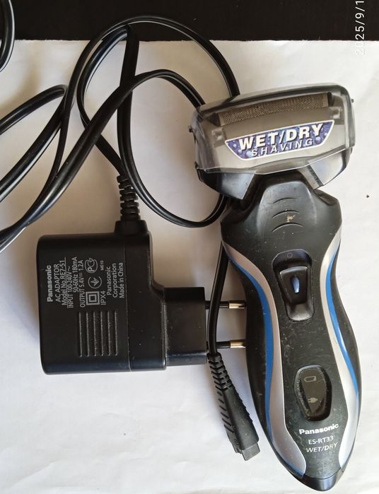 Электробритва Панасоник ES-RT33-S