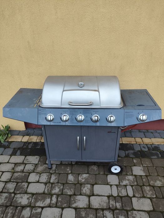 Grill gazowy stan dobry . Sprawny