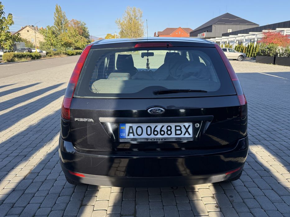 Ford Fiesta 2002 рік 1.4 Бензин Механіка