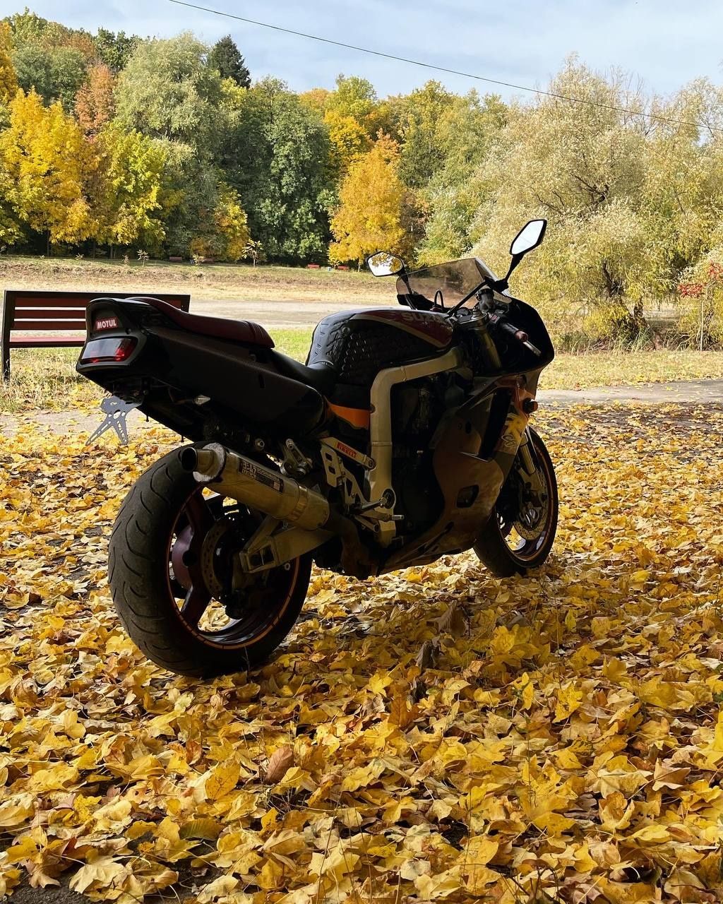 Suzuki gsx 750 r