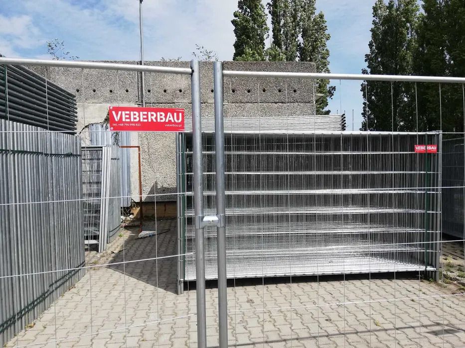 Zestaw ogrodzeń budowlanych 100 mb 29x panel + 30x stopa + 56x złączka